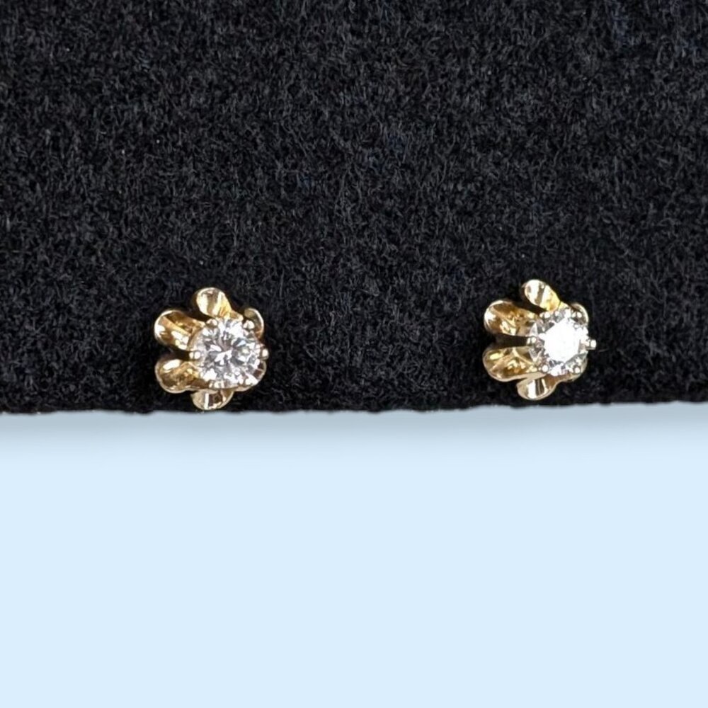 V. 14k Gold 0.5 Carat Diamond Stud Open Gallery Earrings - Picture 3 of 10